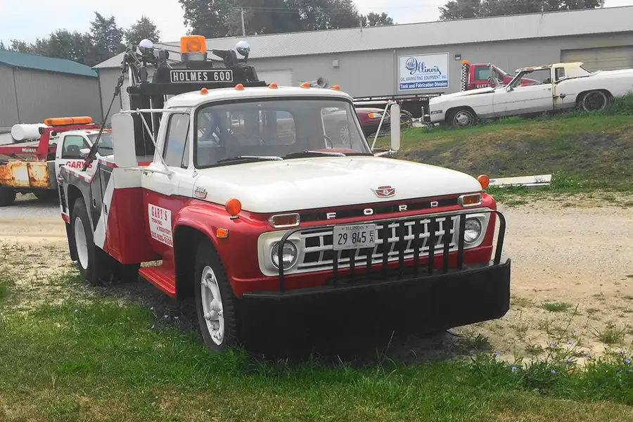 gary shaffers towing clinton il
